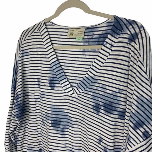 Saturday Sunday Top Size Small Blue White Tie dye With Stripes V-Neck - Picture 6 of 11